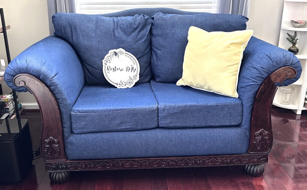 Recovered secondhand loveseat